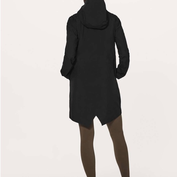 Lululemon Rain Haven Jacket *Insulated Black Size 6, like new. - Picture 2 of 11